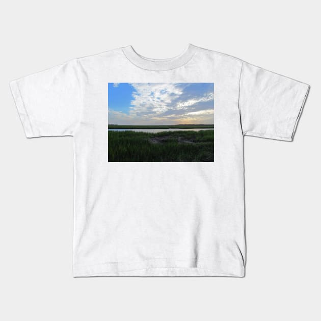 Beautiful Skies In Sunset Beach Kids T-Shirt by Cynthia48